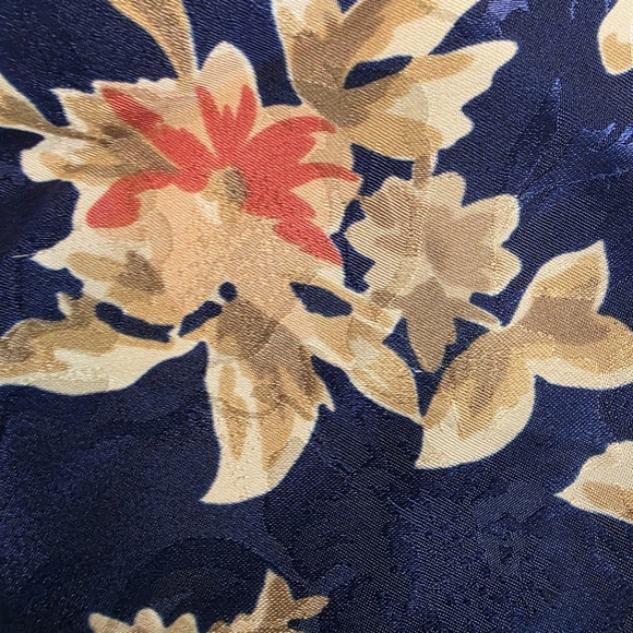 Vintage Christian Dior Floral Satin Robe Kimono Style- Size Large - Picture 5 of 14